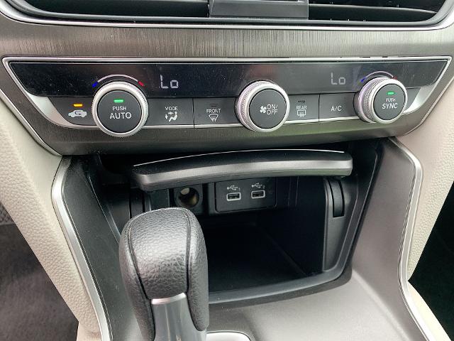 2021 Honda Accord Sedan Vehicle Photo in MOON TOWNSHIP, PA 15108-2571