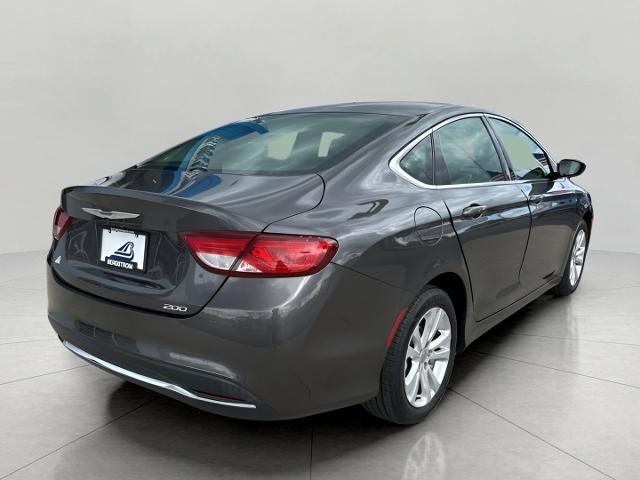 2015 Chrysler 200 Vehicle Photo in MANITOWOC, WI 54220-5838