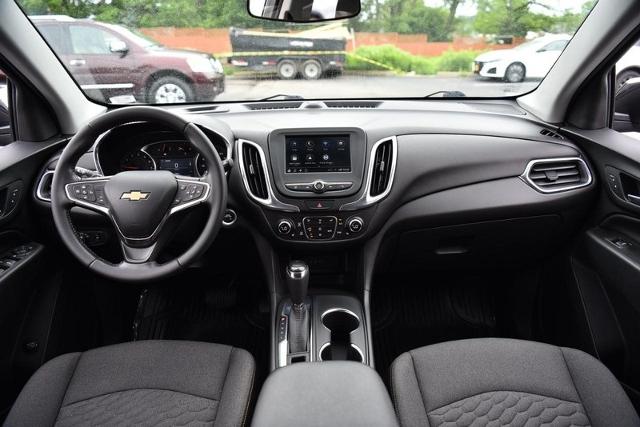 2021 Chevrolet Equinox Vehicle Photo in Ballwin, MO 63011