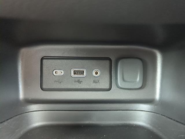 2024 Chevrolet Equinox Vehicle Photo in Brunswick, GA 31525