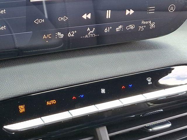 2025 Buick Enclave Vehicle Photo in DANBURY, CT 06810-5034
