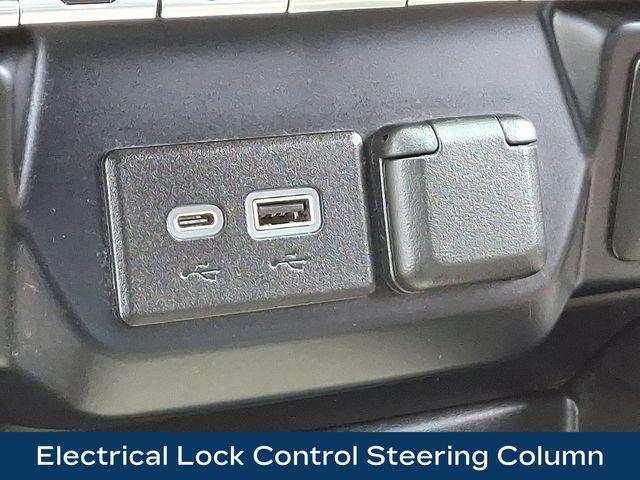 2021 Chevrolet Silverado 1500 Vehicle Photo in DANBURY, CT 06810-5034
