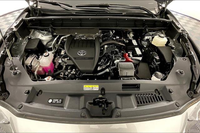 2024 Toyota Highlander Vehicle Photo in Tulsa, OK 74129