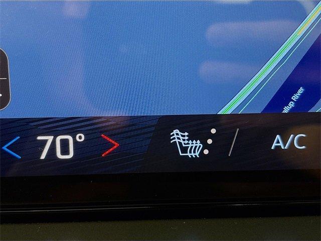 2025 Chevrolet Traverse Vehicle Photo in PUYALLUP, WA 98371-4149