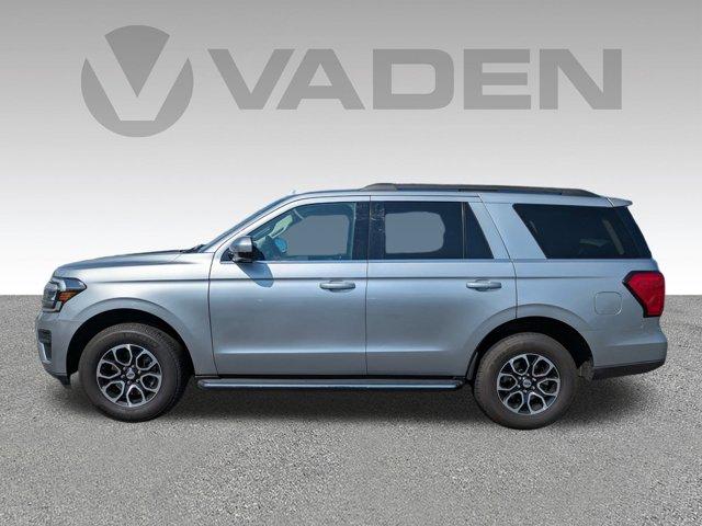 2023 Ford Expedition Vehicle Photo in BRUNSWICK, GA 31525-1881
