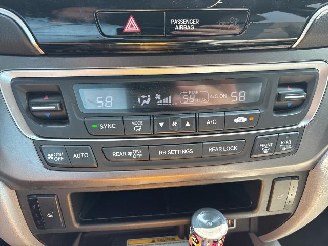 2022 Honda Pilot Vehicle Photo in Peoria, IL 61615