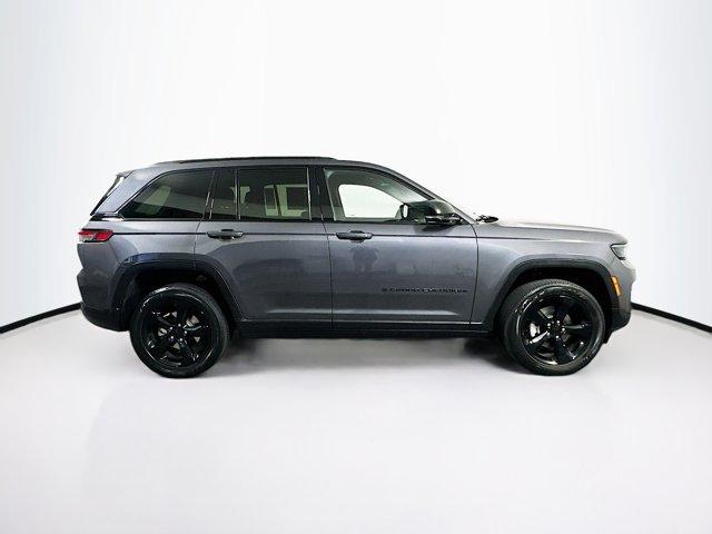 2023 Jeep Grand Cherokee Vehicle Photo in Doylsetown, PA 18901