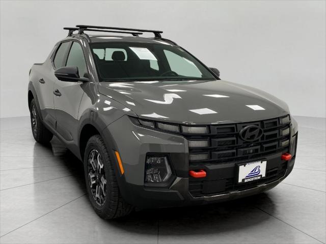 2025 Hyundai SANTA CRUZ Vehicle Photo in Appleton, WI 54913