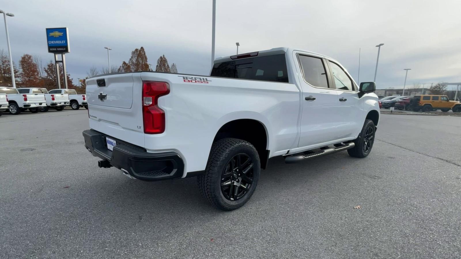 2025 Chevrolet Silverado 1500 Vehicle Photo in BENTONVILLE, AR 72712-4322