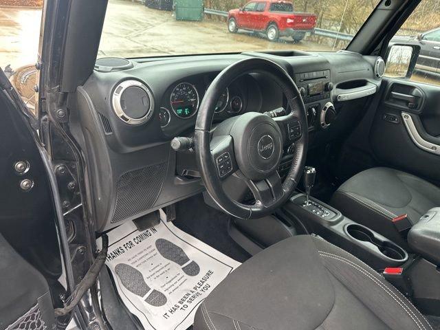 2017 Jeep Wrangler Unlimited Vehicle Photo in MEDINA, OH 44256-9631