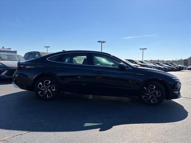 2025 Hyundai SONATA Vehicle Photo in Shiloh, IL 62269