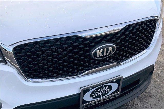 2017 Kia Sorento Vehicle Photo in KANSAS CITY, MO 64114-4502