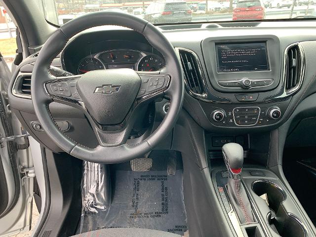 2022 Chevrolet Equinox Vehicle Photo in MOON TOWNSHIP, PA 15108-2571