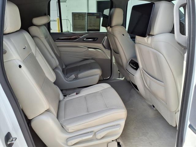 2021 Cadillac Escalade ESV Vehicle Photo in TAMPA, FL 33612-3404