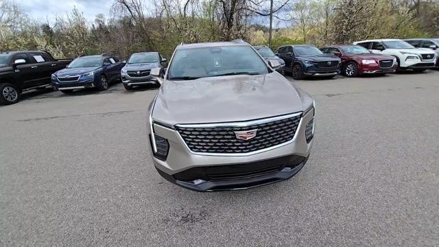 2024 Cadillac XT4 Vehicle Photo in Pleasant Hills, PA 15236
