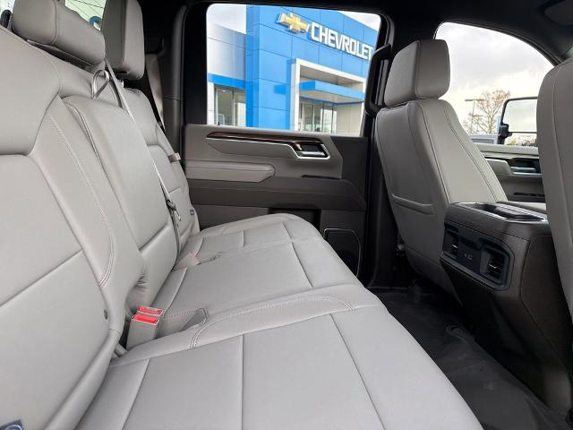 2025 Chevrolet Silverado 2500 HD Vehicle Photo in MANHATTAN, KS 66502-5036