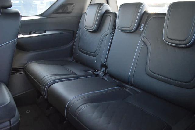 2025 INFINITI QX80 Vehicle Photo in Houston, TX 77090