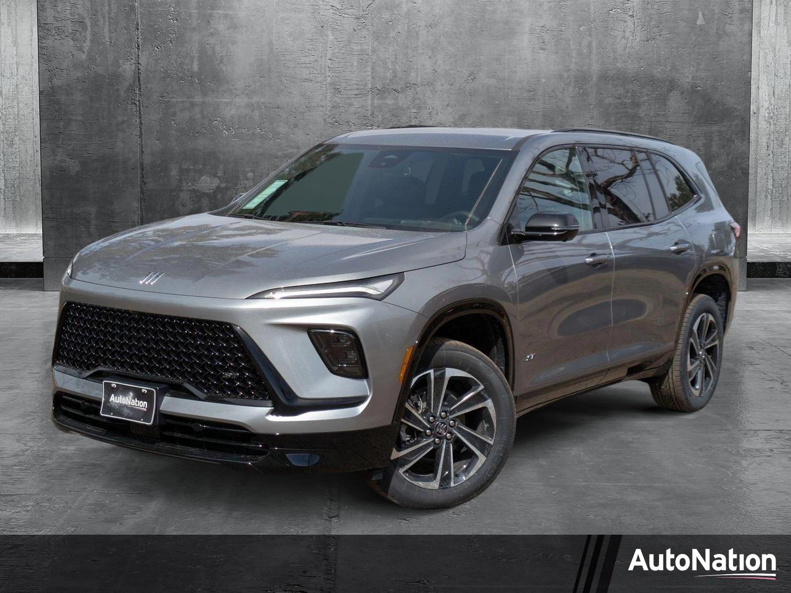 2025 Buick Enclave Vehicle Photo in GOLDEN, CO 80401-3850