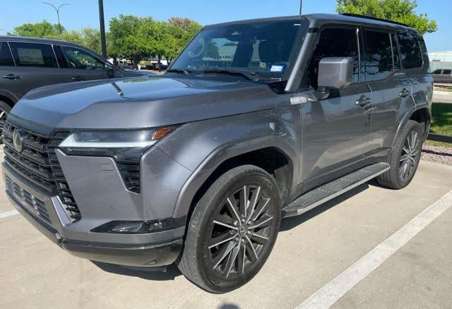 2024 Lexus GX 550 Vehicle Photo in FORT WORTH, TX 76132