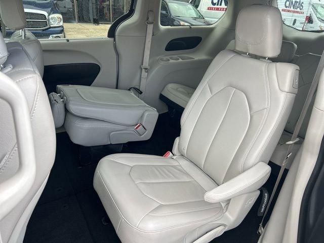 2018 Chrysler Pacifica Vehicle Photo in MEDINA, OH 44256-9631