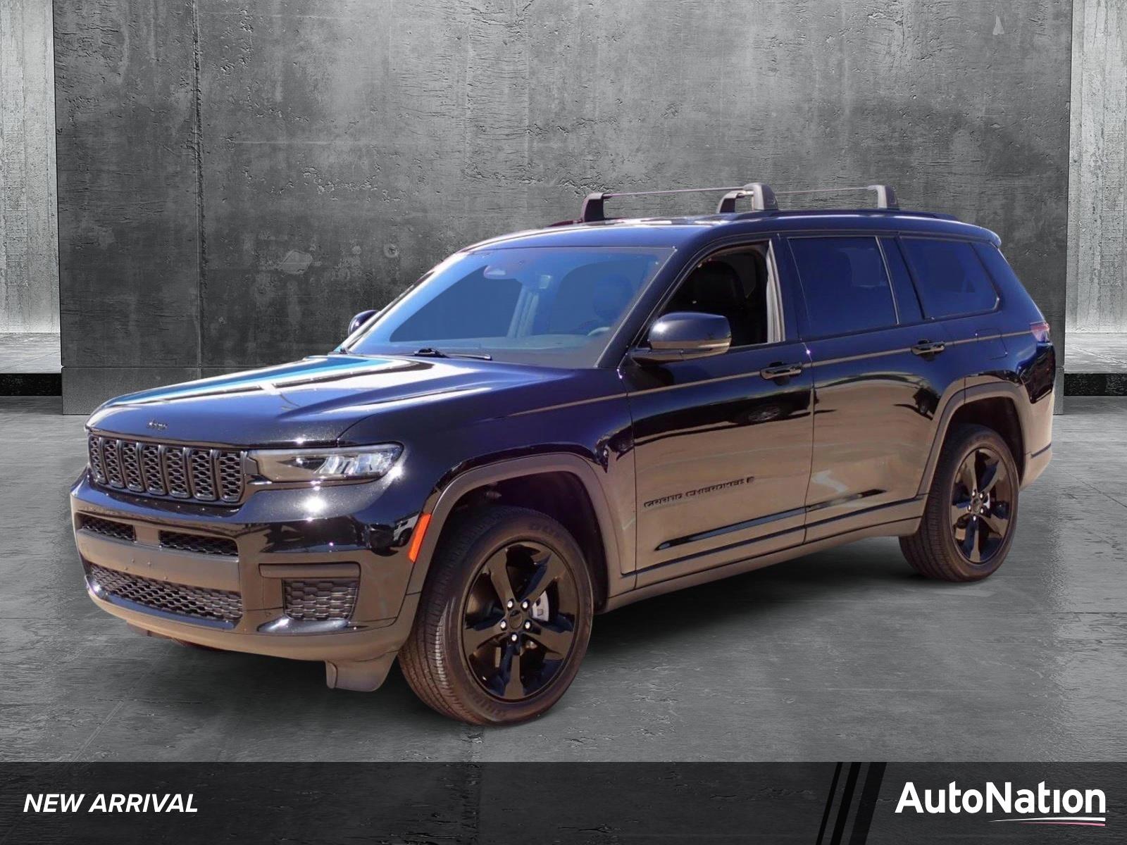 2023 Jeep Grand Cherokee L Vehicle Photo in DENVER, CO 80221-3610