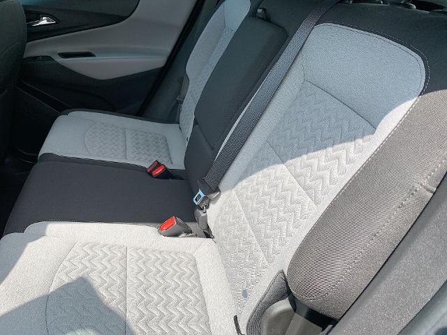 2022 Chevrolet Equinox Vehicle Photo in MOON TOWNSHIP, PA 15108-2571
