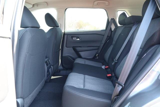 2025 Nissan Rogue Vehicle Photo in Hazelwood, MO 63042