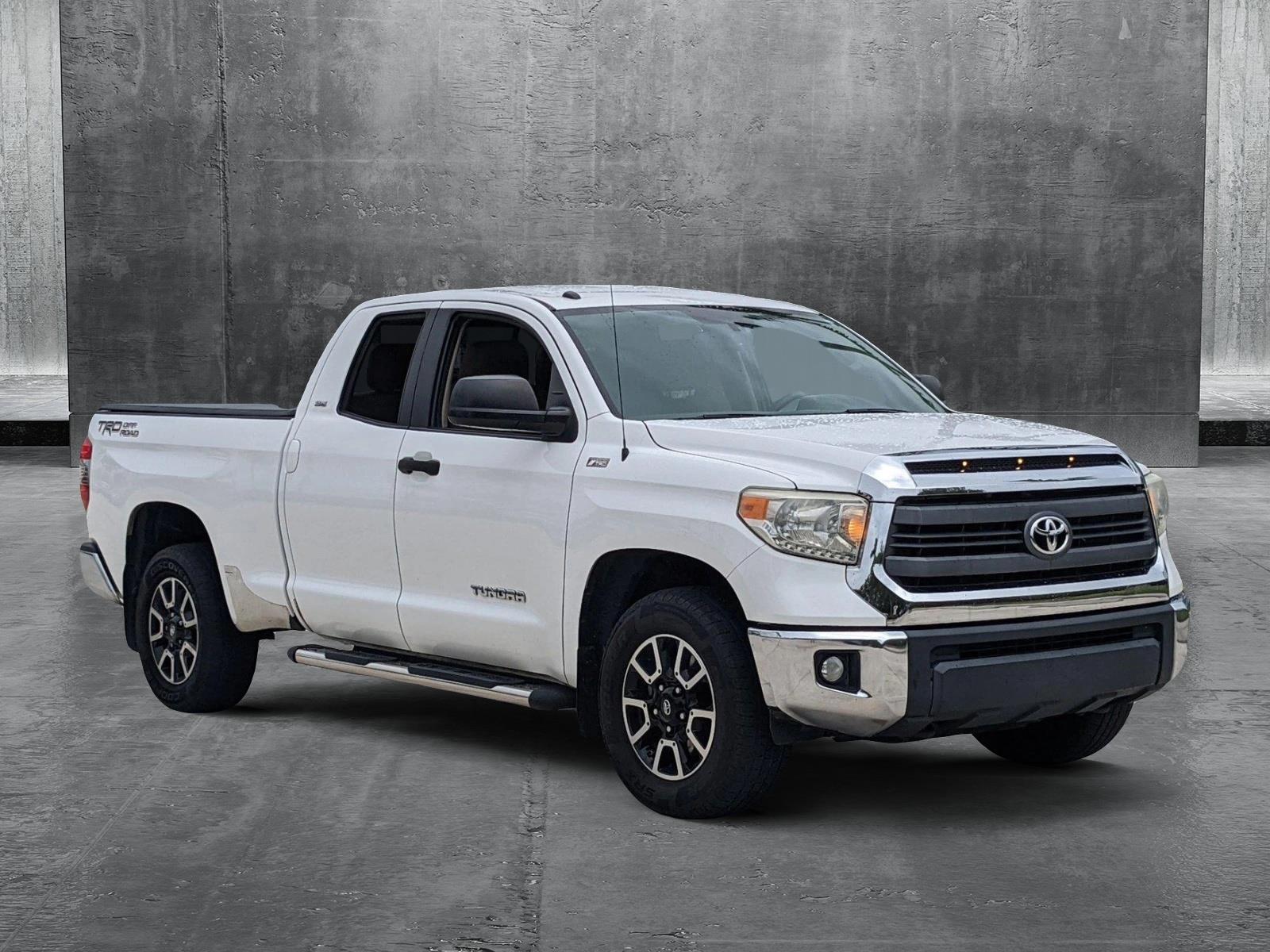 2014 Toyota Tundra 2WD Truck Vehicle Photo in Davie, FL 33331