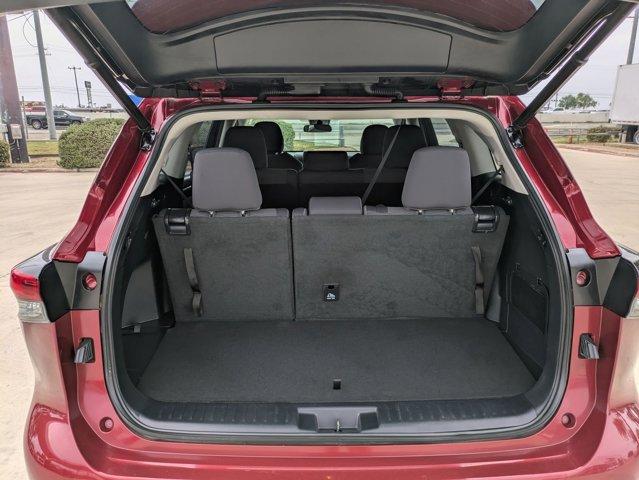 2021 Toyota Highlander Vehicle Photo in SELMA, TX 78154-1460