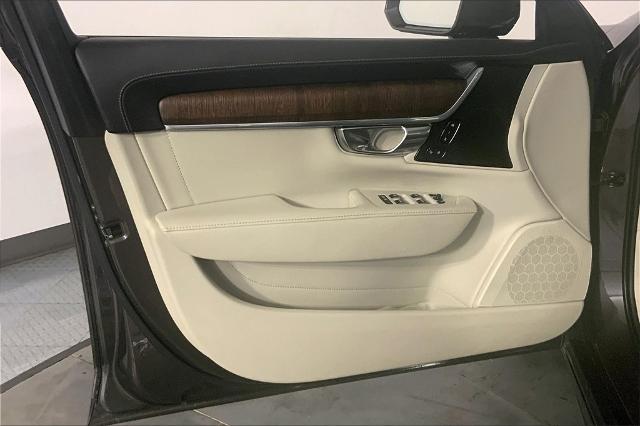 2021 Volvo S90 Vehicle Photo in Lees Summit, MO 64086