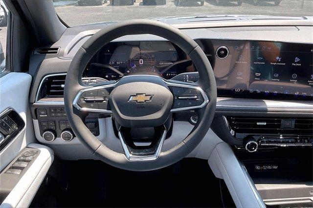 2025 Chevrolet Suburban Vehicle Photo in INDEPENDENCE, MO 64055-1314