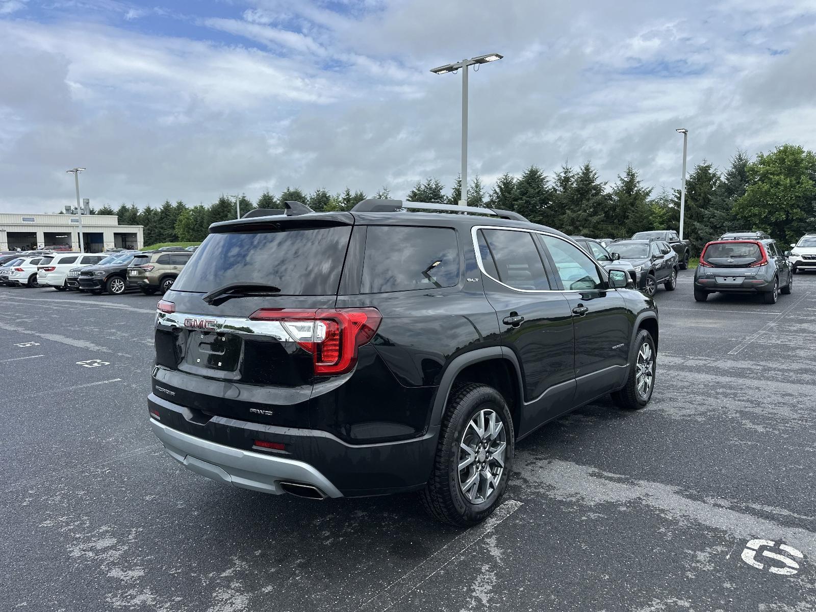 2023 GMC Acadia Vehicle Photo in Mechanicsburg, PA 17050-1707