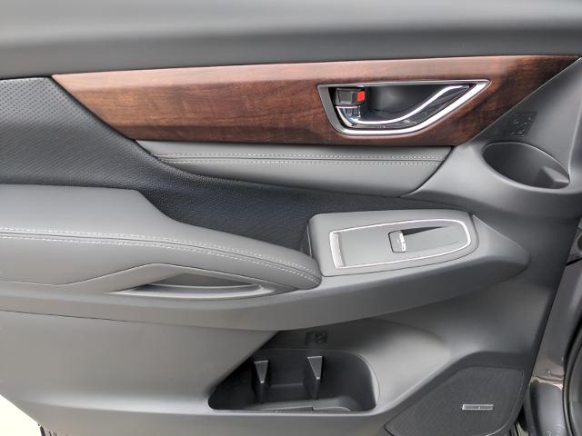 2025 Subaru Ascent Vehicle Photo in Green Bay, WI 54304
