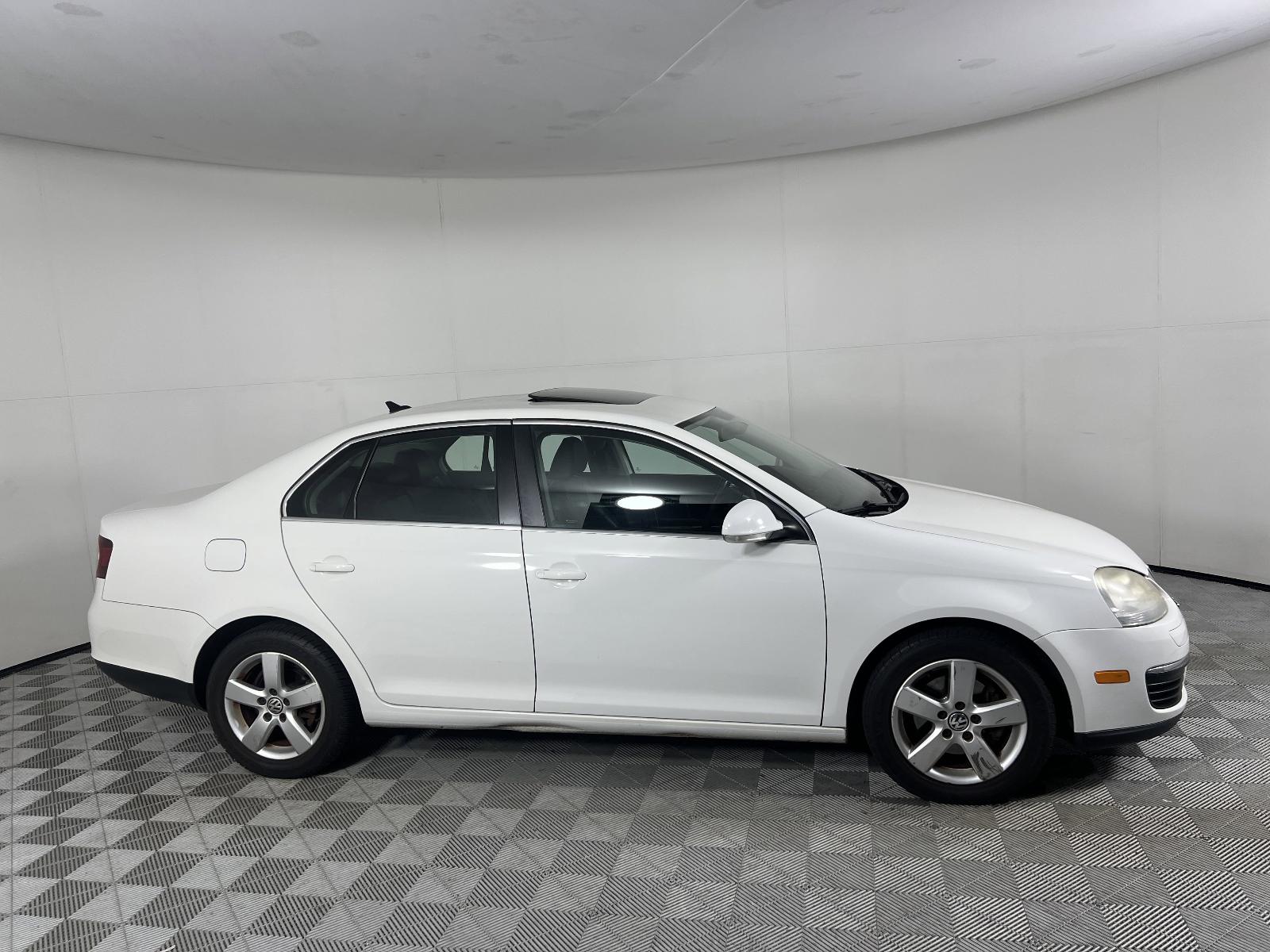 2009 Volkswagen Jetta Sedan Vehicle Photo in Georgetown, TX 78626
