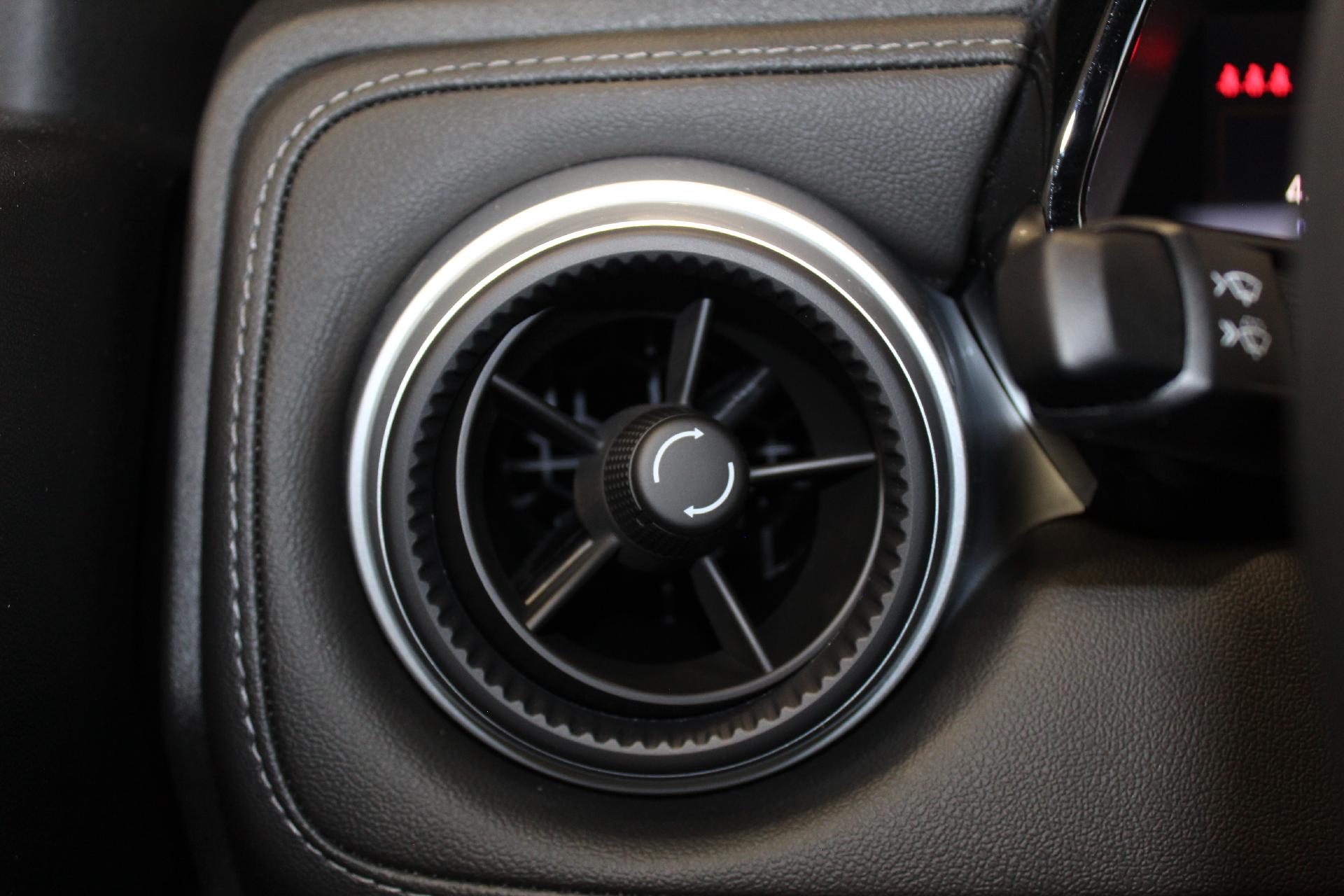 2025 Chevrolet Colorado Vehicle Photo in NORTHAMPTON, MA 01060-1120
