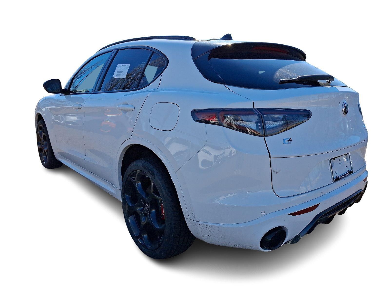 2025 Alfa Romeo Stelvio Vehicle Photo in Willow Grove, PA 19090
