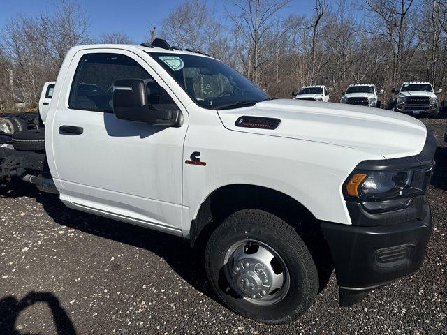 2024 Ram 3500 Chassis Cab Vehicle Photo in Doylsetown, PA 18901