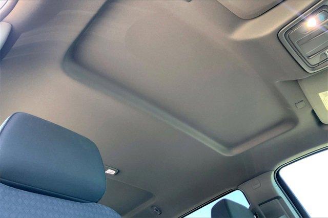 2024 Chevrolet Silverado 1500 Vehicle Photo in KANSAS CITY, MO 64114-4502