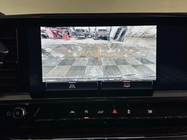 2024 GMC Sierra 1500 Vehicle Photo in MEDINA, OH 44256-9631