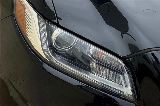 2020 Lincoln Continental Vehicle Photo in TOPEKA, KS 66609-0000