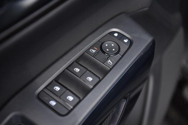 2025 Nissan Pathfinder Vehicle Photo in Ballwin, MO 63011