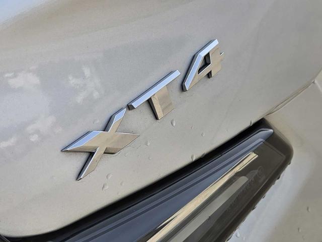 2022 Cadillac XT4 Vehicle Photo in DENTON, TX 76210-9321