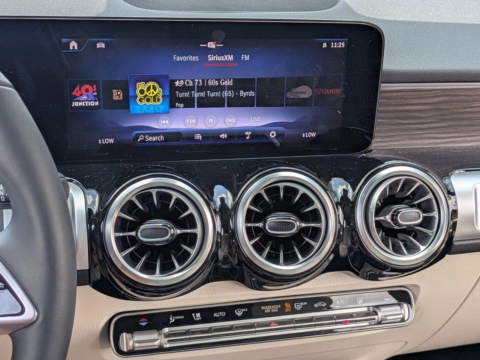 2024 Mercedes-Benz EQB Vehicle Photo in Sarasota, FL 34231