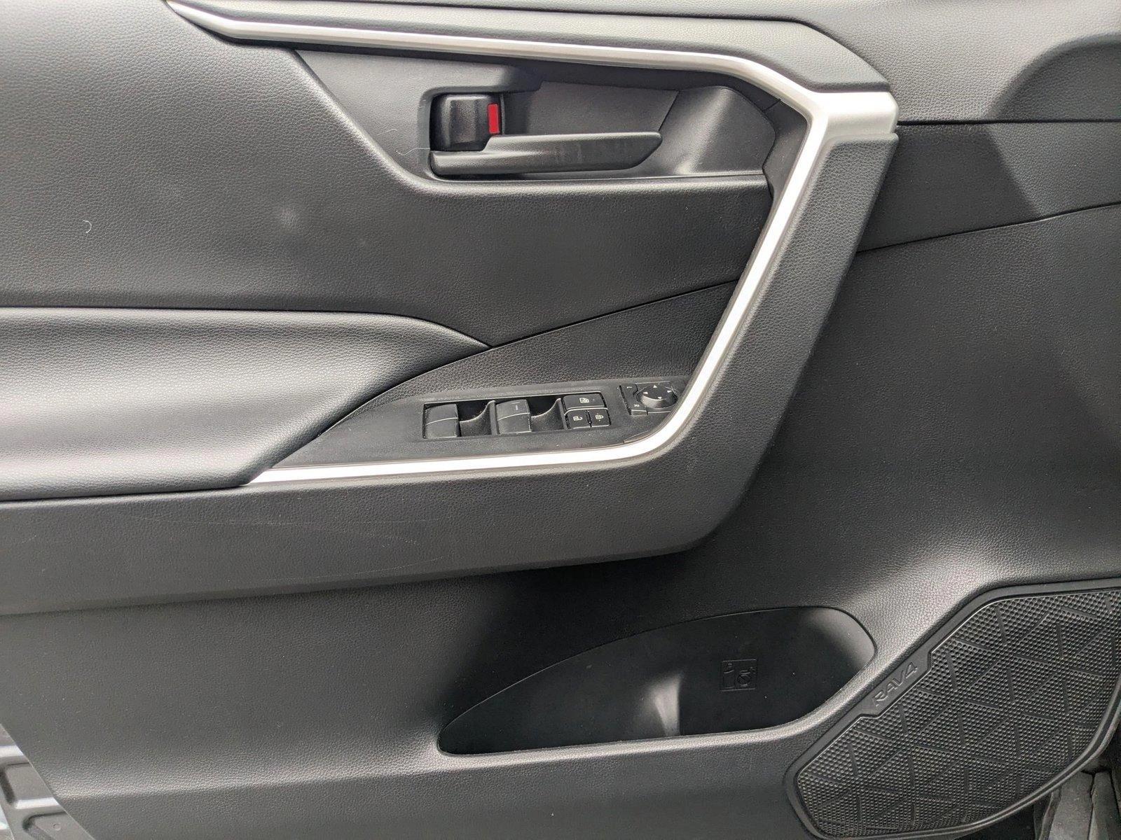2021 Toyota RAV4 Vehicle Photo in Panama City, FL 32401