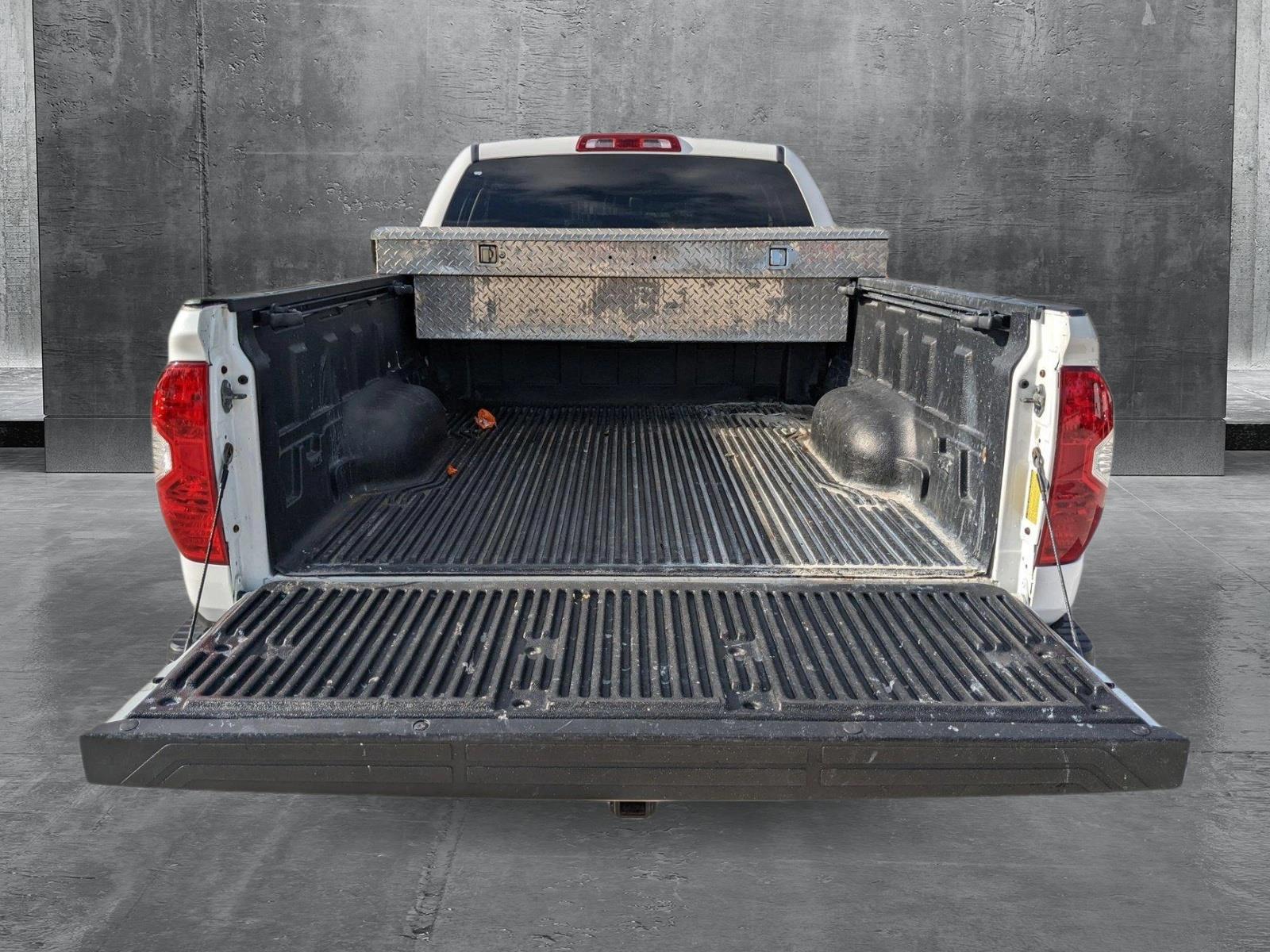 2019 Toyota Tundra 2WD Vehicle Photo in Davie, FL 33331