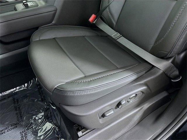 2025 GMC Sierra 3500 HD Vehicle Photo in PUYALLUP, WA 98371-4149