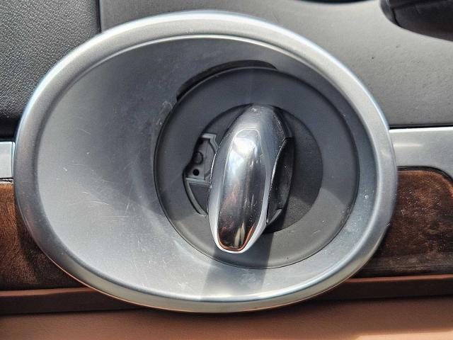 2017 Porsche Cayenne Vehicle Photo in FORT WORTH, TX 76132