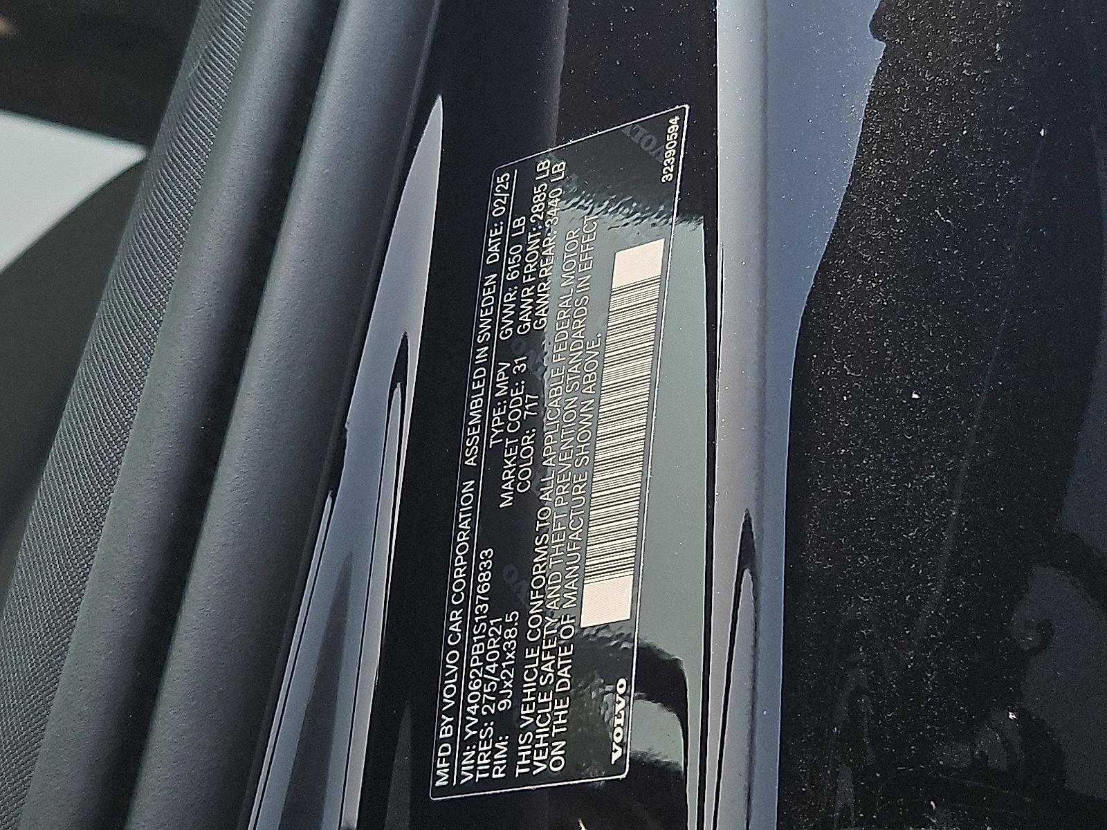 2025 Volvo XC90 Vehicle Photo in Trevose, PA 19053