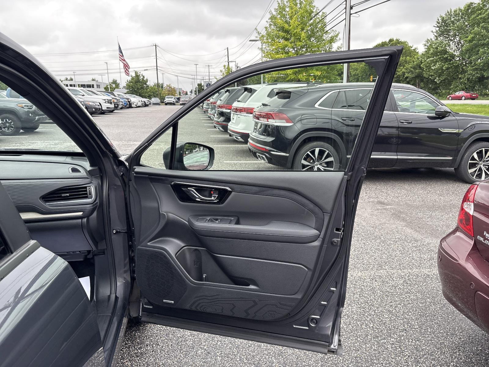 2025 Subaru Forester Vehicle Photo in Mechanicsburg, PA 17050