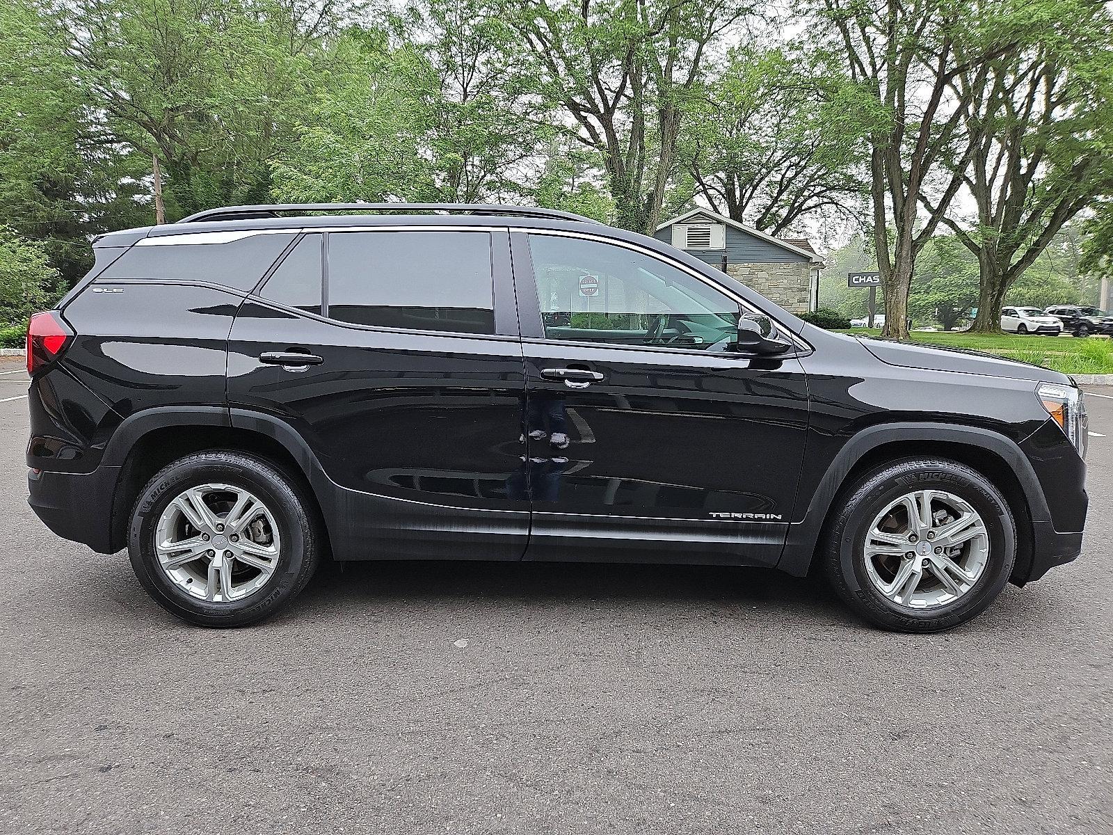 2022 GMC Terrain Vehicle Photo in Jenkintown, PA 19046